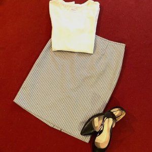 Calvin Klein Pencil Skirt - Size 4